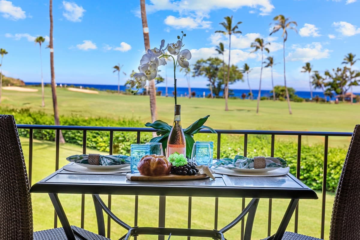Condo in Kaanapali · ★4.94 · Studio · 1 bed · 1 bath - Photo 1