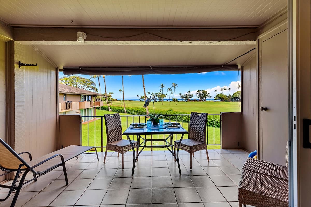 Condo in Kaanapali · ★4.94 · Studio · 1 bed · 1 bath - Photo 4