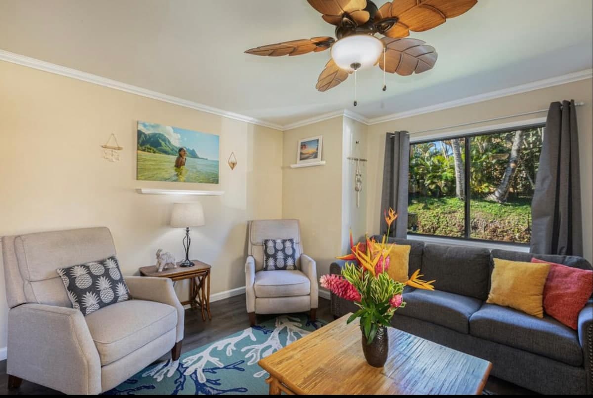 Hidden Gem! A Honu World Close to Hanalei Bay! AC! - Photo 1