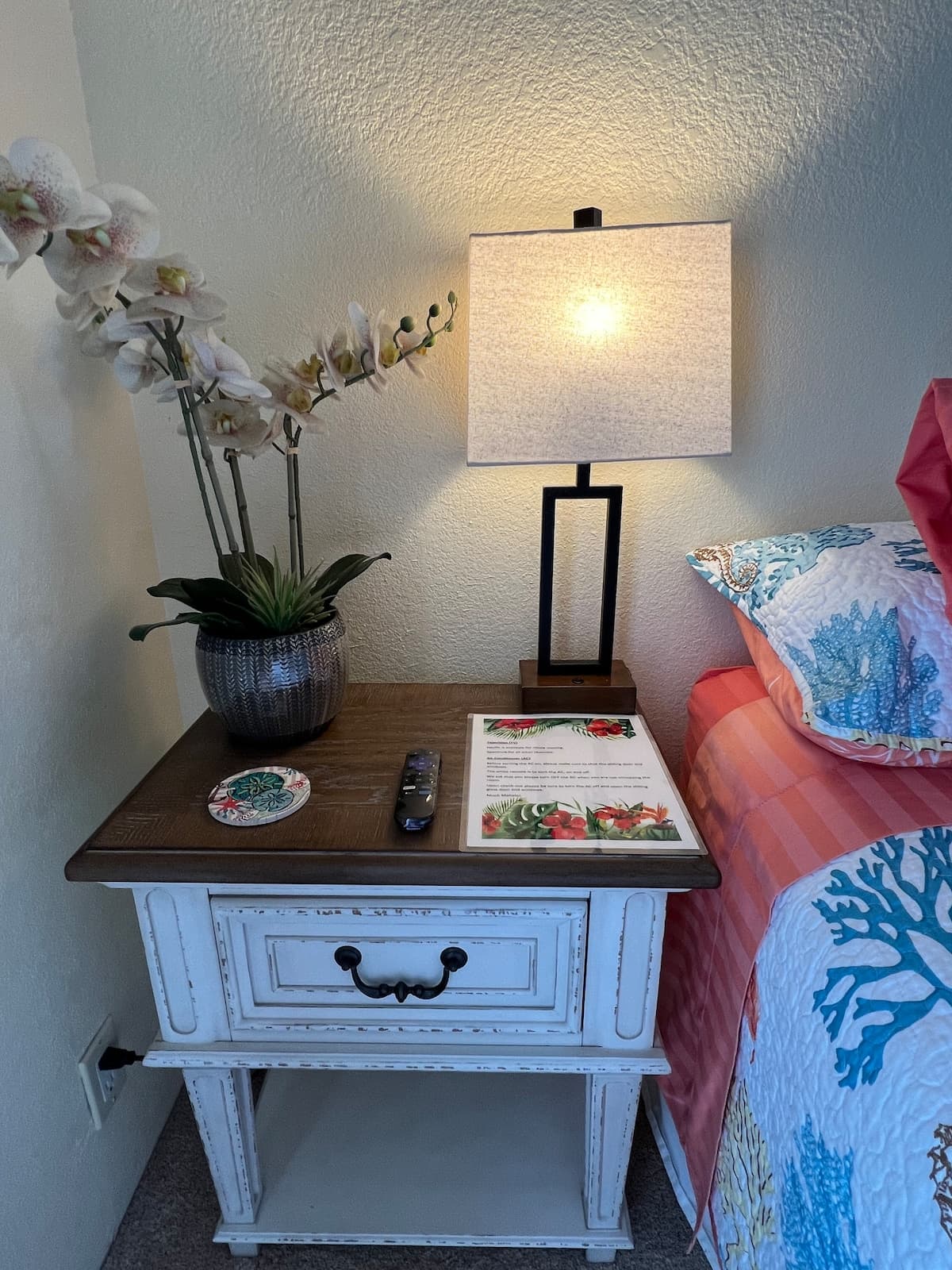 Home in Kailua-Kona · ★4.87 · 1 bedroom · 1 bed · 1 shared bath - Photo 2
