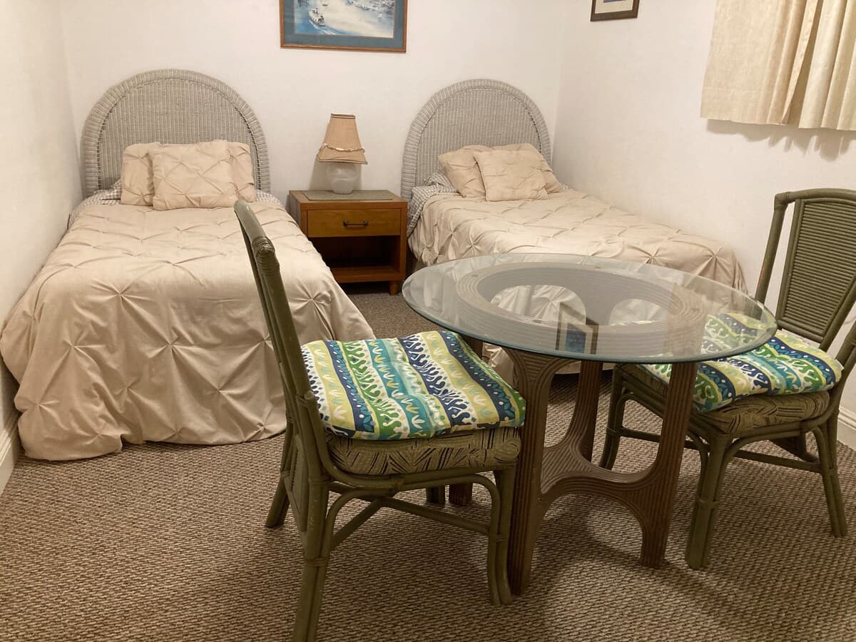 Home in Kailua-Kona · ★4.73 · 1 bedroom · 2 beds · 1 shared bath - Photo 3