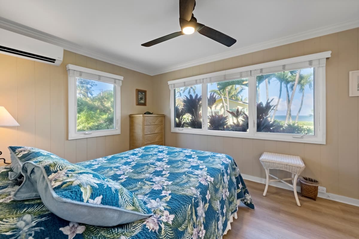Home in Paia · ★4.96 · 5 bedrooms · 4 beds · 2 private baths - Photo 1