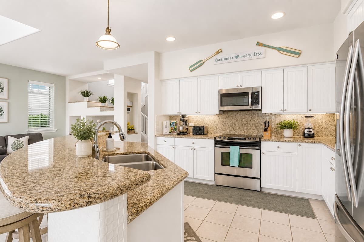 Townhouse in Waikoloa Village · ★4.8 · 3 bedrooms · 3 beds · 3 private baths - Photo 4