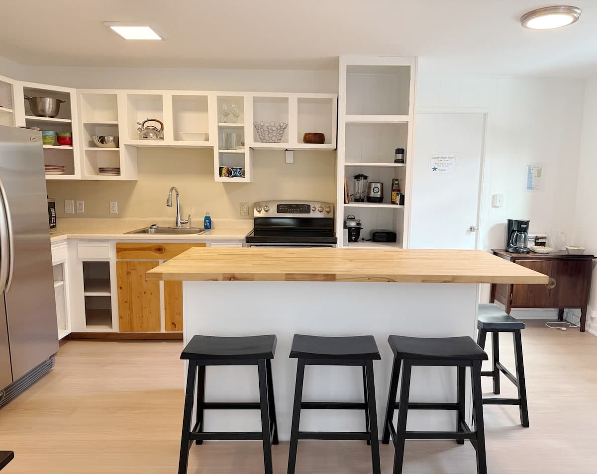 Home in Kihei · ★4.91 · 3 bedrooms · 3 beds · 1 bath - Photo 3