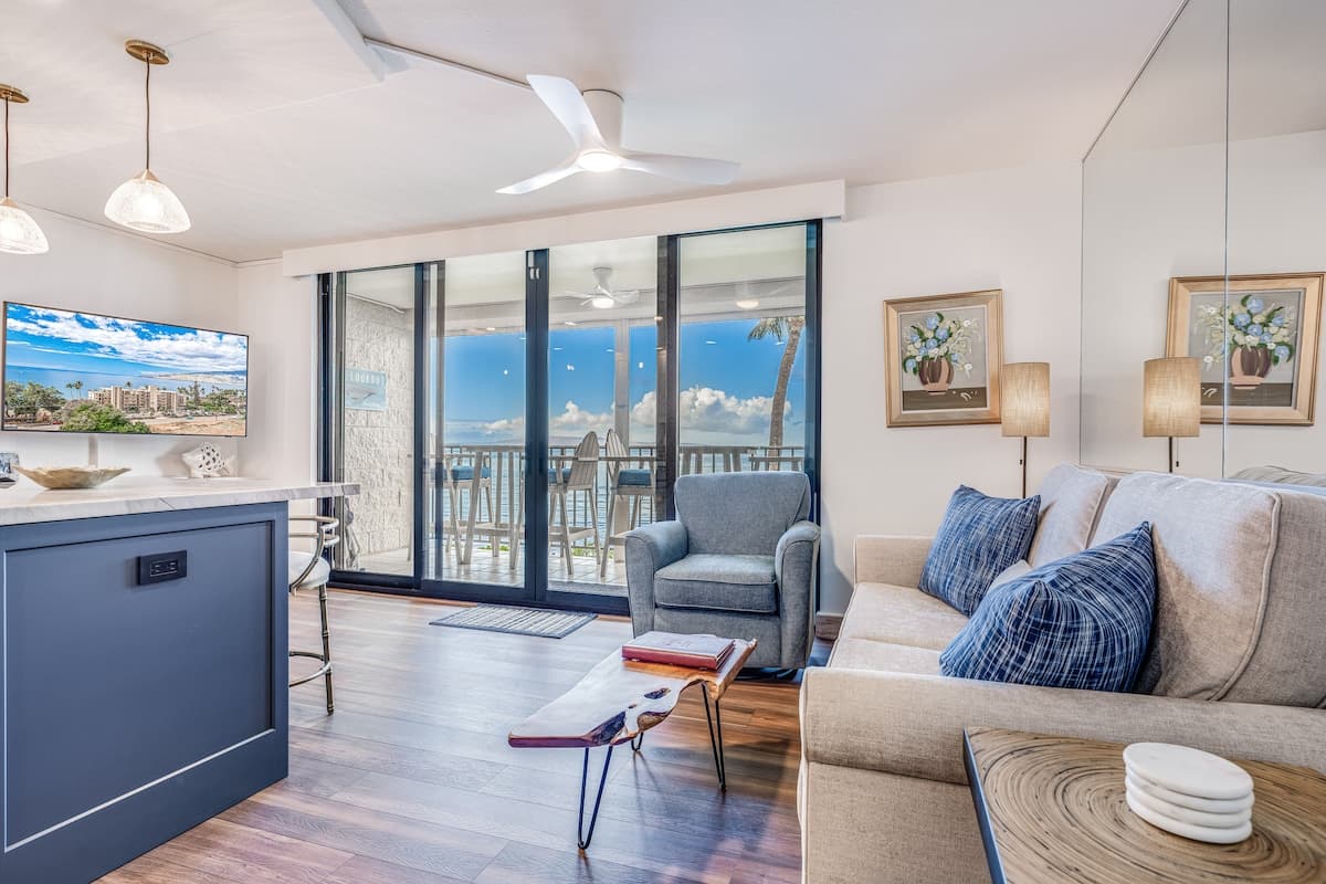 Condo in Kihei · ★4.75 · 1 bedroom · 1 bed · 2 baths - Photo 2