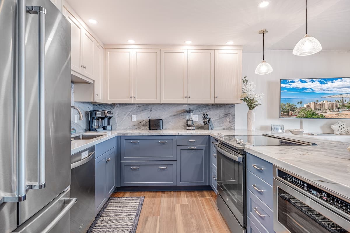Condo in Kihei · ★4.75 · 1 bedroom · 1 bed · 2 baths - Photo 3