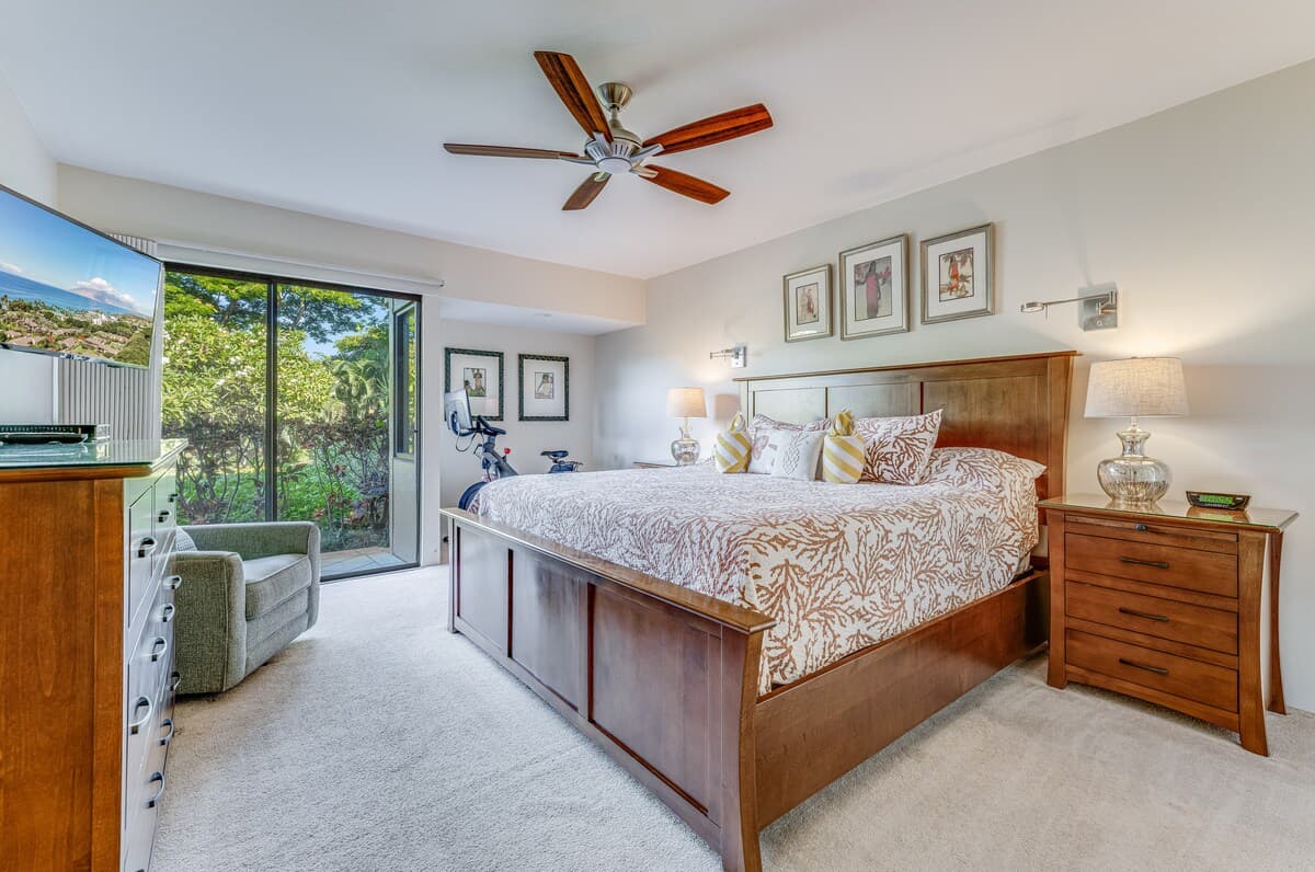 Condo in Wailea · ★4.88 · 2 bedrooms · 3 beds · 2 baths - Photo 4