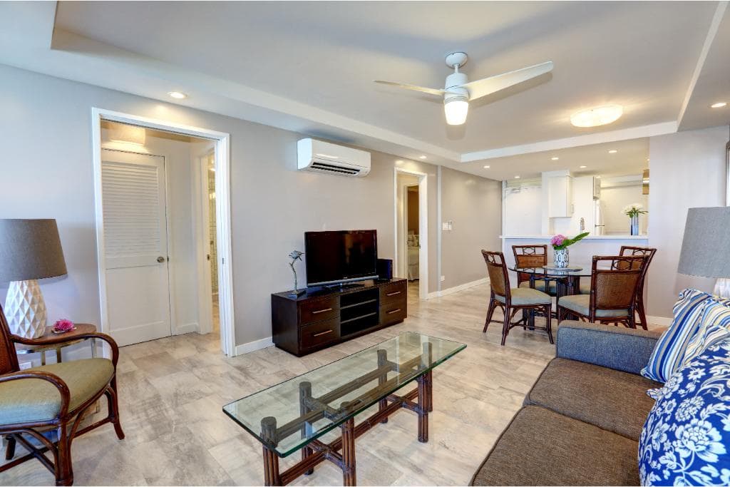 Condo in Kihei · ★4.67 · 2 bedrooms · 3 beds · 2 baths - Photo 2