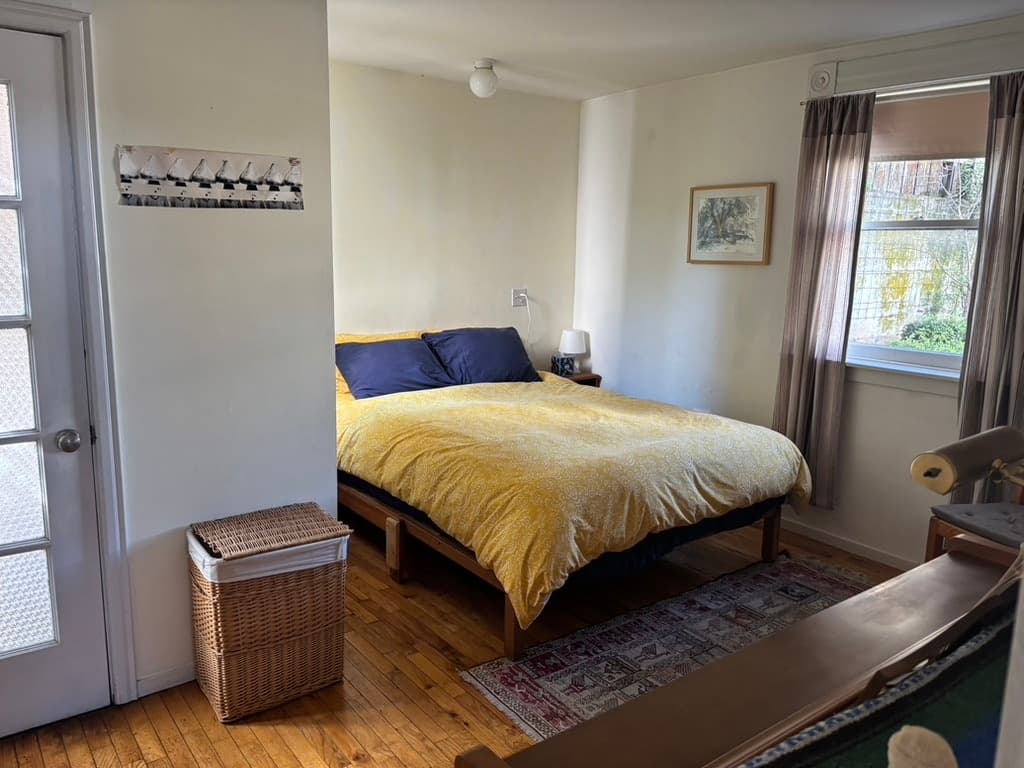1870 Victorian Cottage with Rooftop City Views - Photo 5