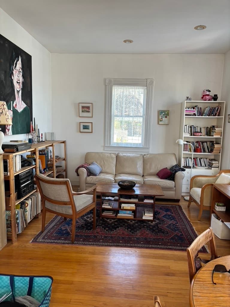 1870 Victorian Cottage with Rooftop City Views - Photo 3