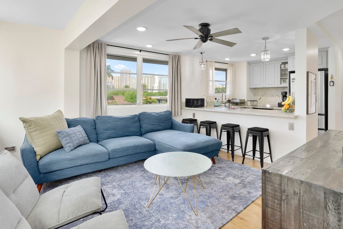 Waikike Beach Loft Near Restaurants - Photo 4