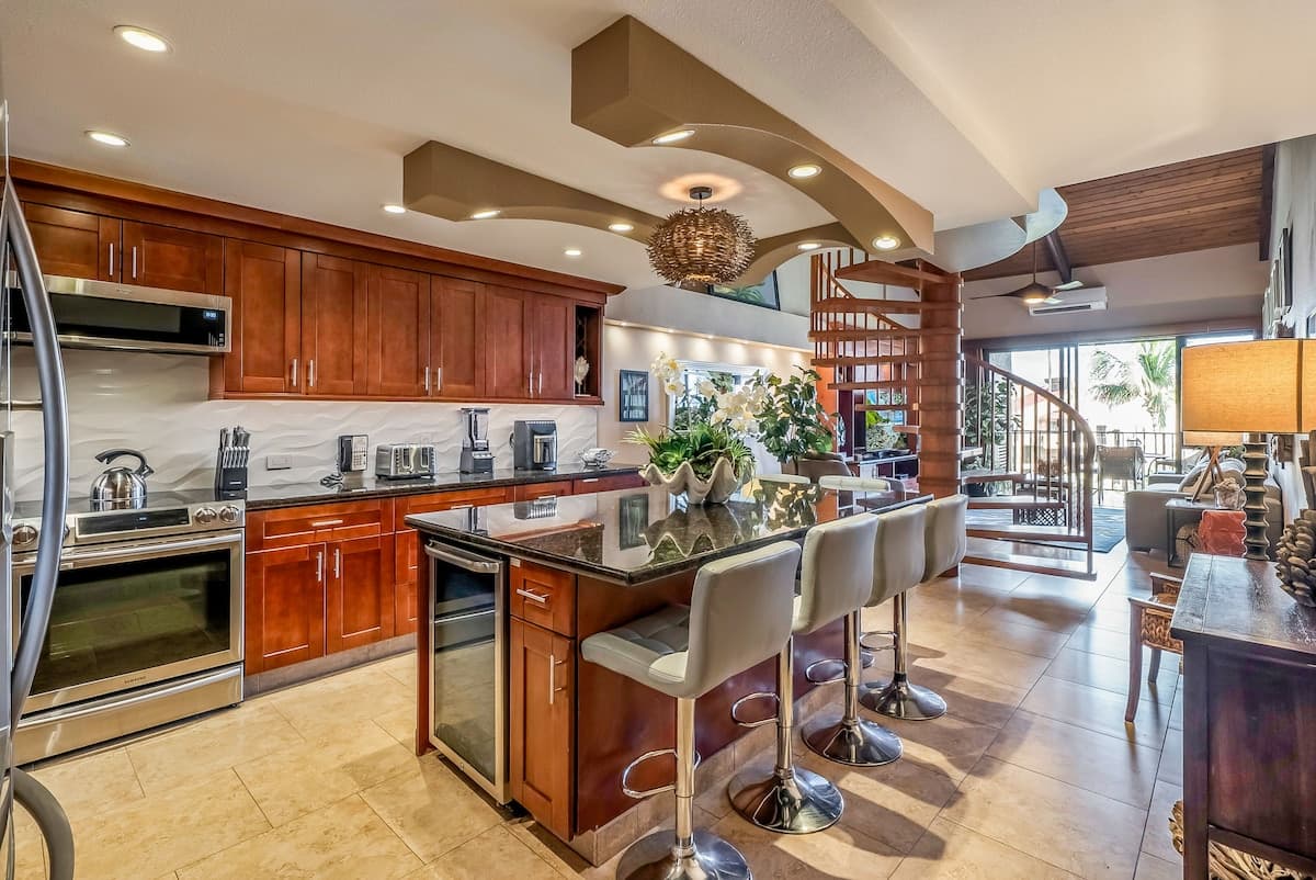 Condo in Kihei · ★4.9 · 2 bedrooms · 4 beds · 2 private baths - Photo 4