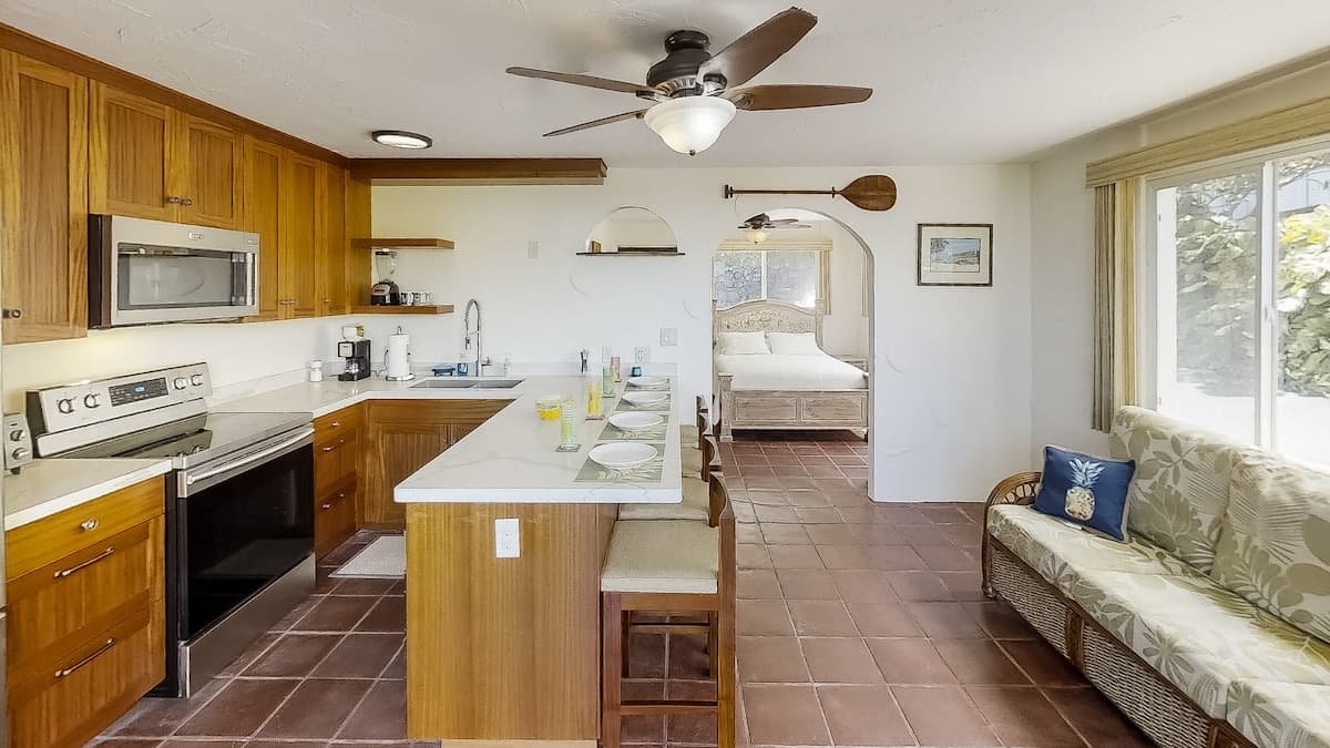 Condo in Kailua-Kona · ★4.92 · 1 bedroom · 1 bed · 1 bath - Photo 1