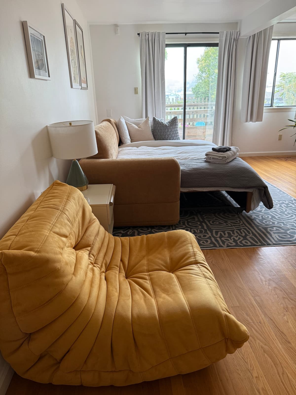Modern Sunset Suite (+King bed) by GG Park - Photo 3