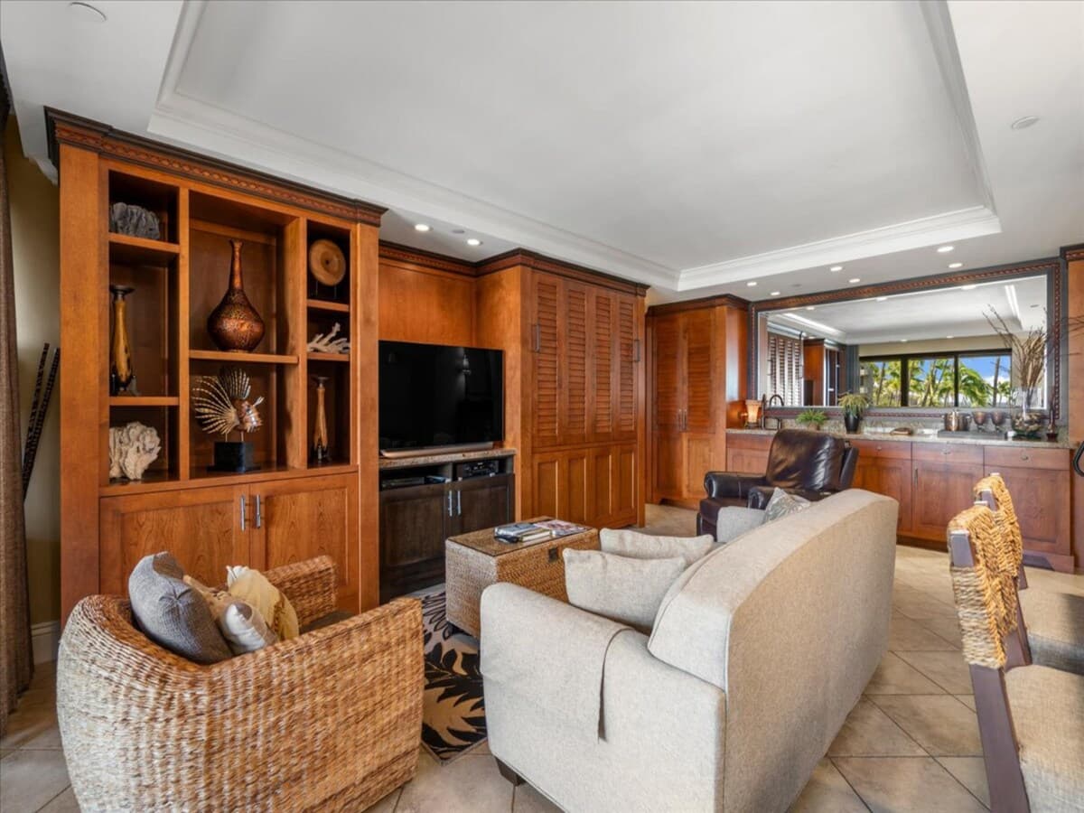 Condo in Kaanapali Beach · ★4.74 · 2 bedrooms · 4 beds · 2 baths - Photo 2