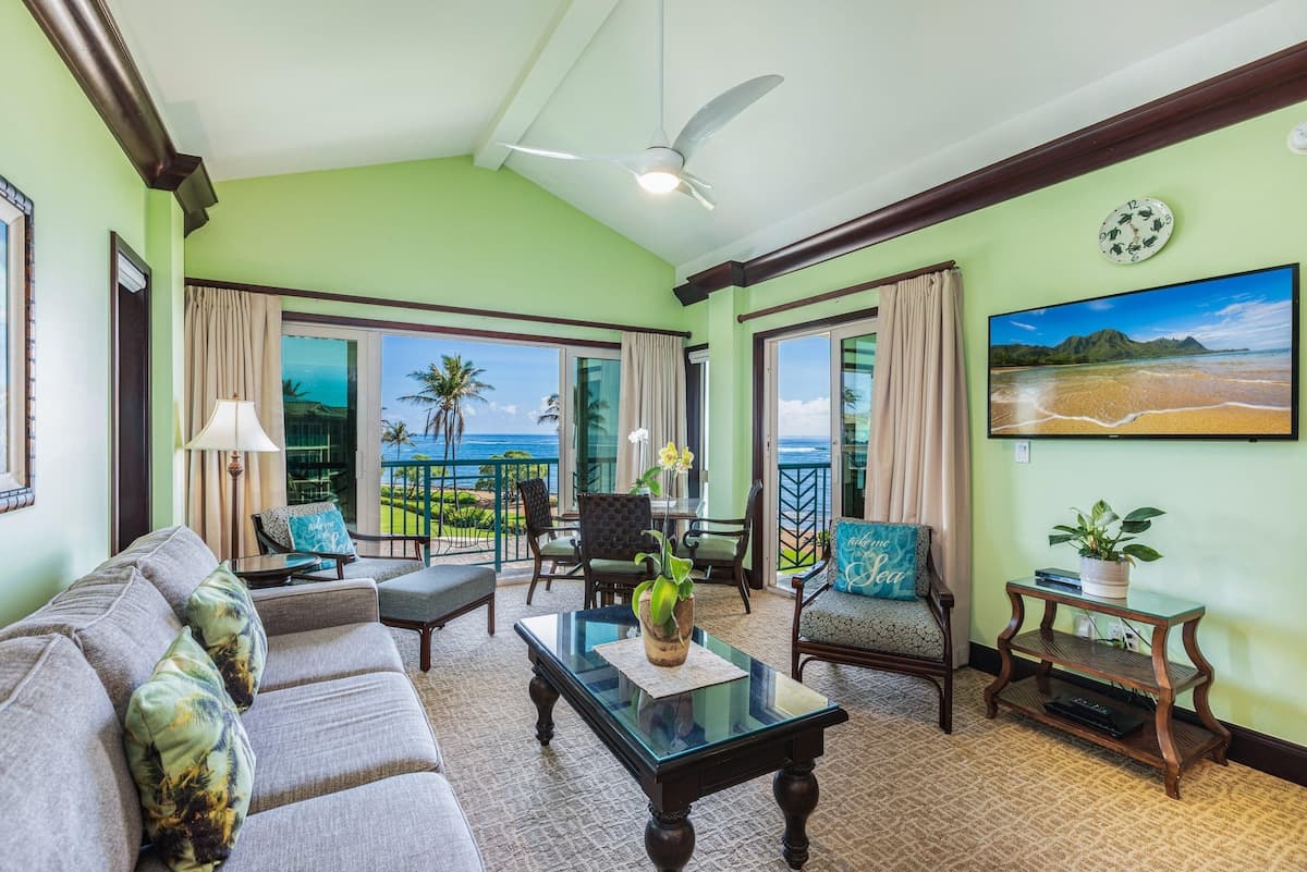 Condo in Kapaa · ★4.96 · 2 bedrooms · 3 beds · 3 baths - Photo 4