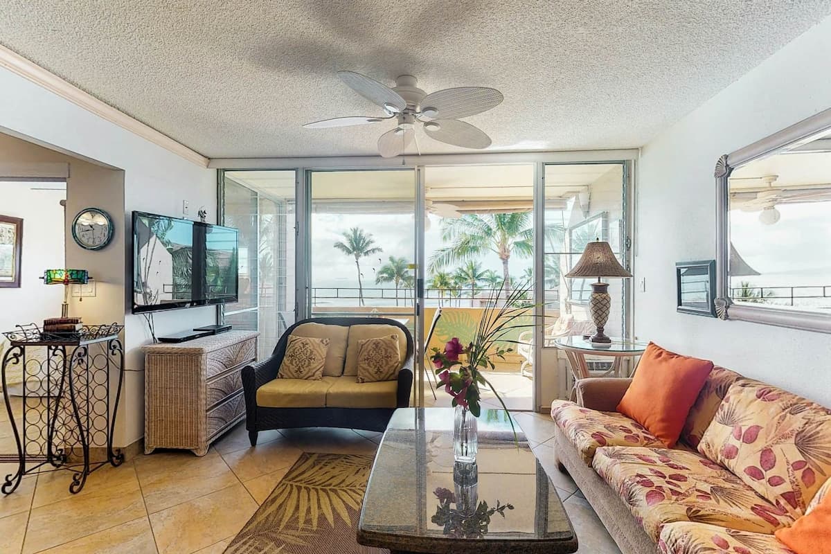 Condo in Wailuku · ★4.28 · 2 bedrooms · 2 beds · 2 shared baths - Photo 5