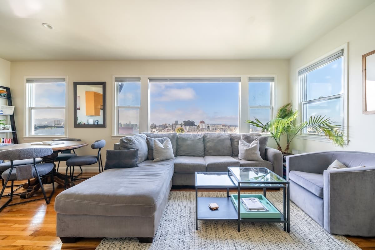 Golden Gate Views from Living Room & Rooftop - Photo 3