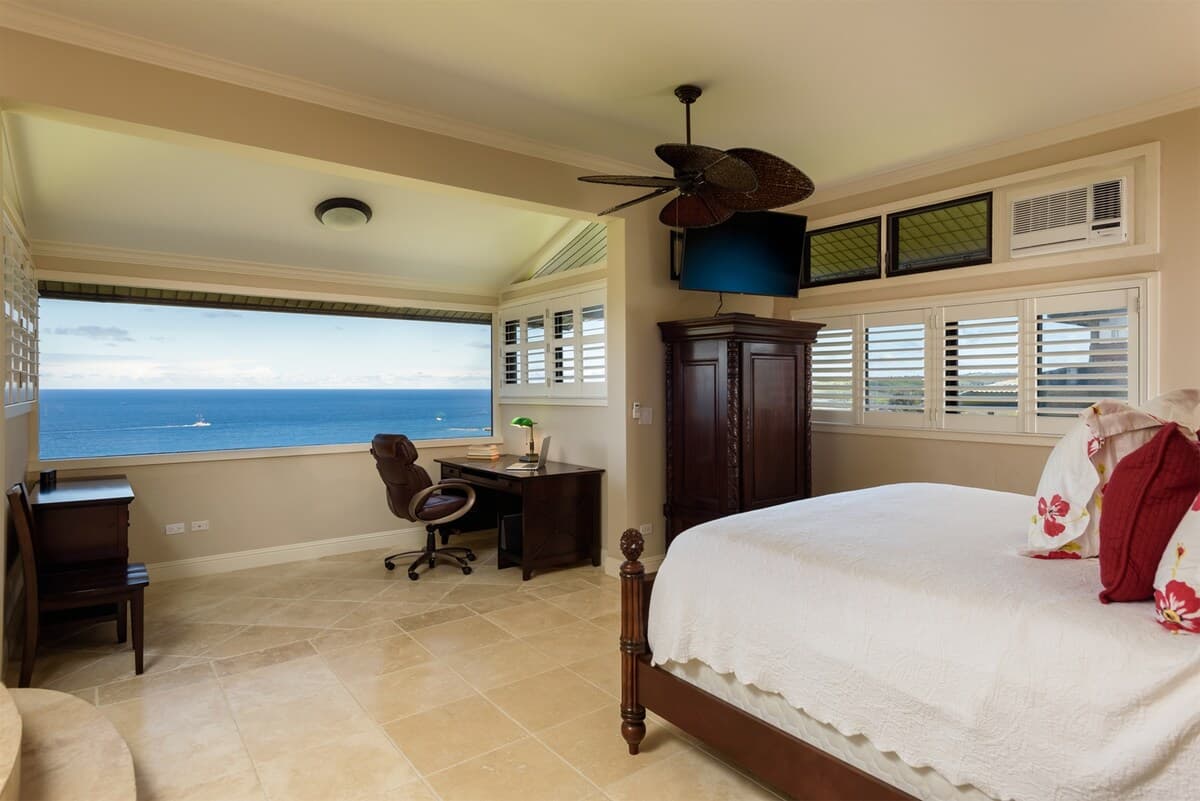 Villa in Lahaina · ★4.97 · 2 bedrooms · 3 beds · 3 baths - Photo 5