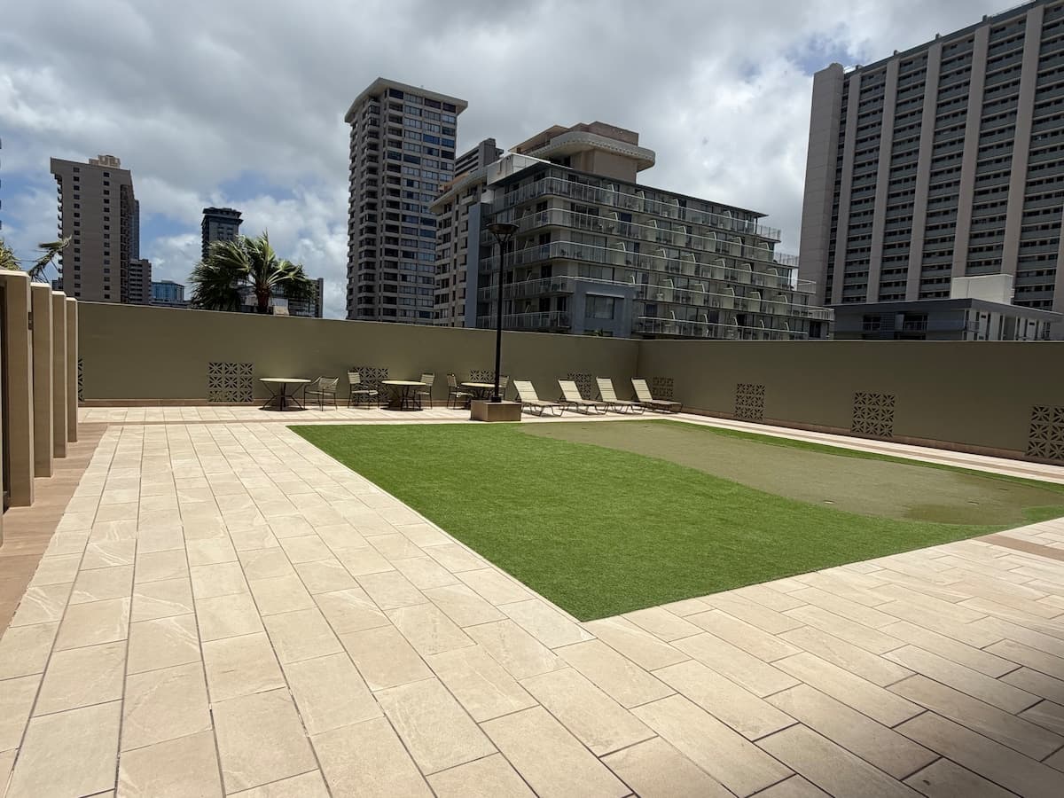 Condo in Honolulu · ★4.82 · 1 bedroom · 2 beds · 1 bath - Photo 2
