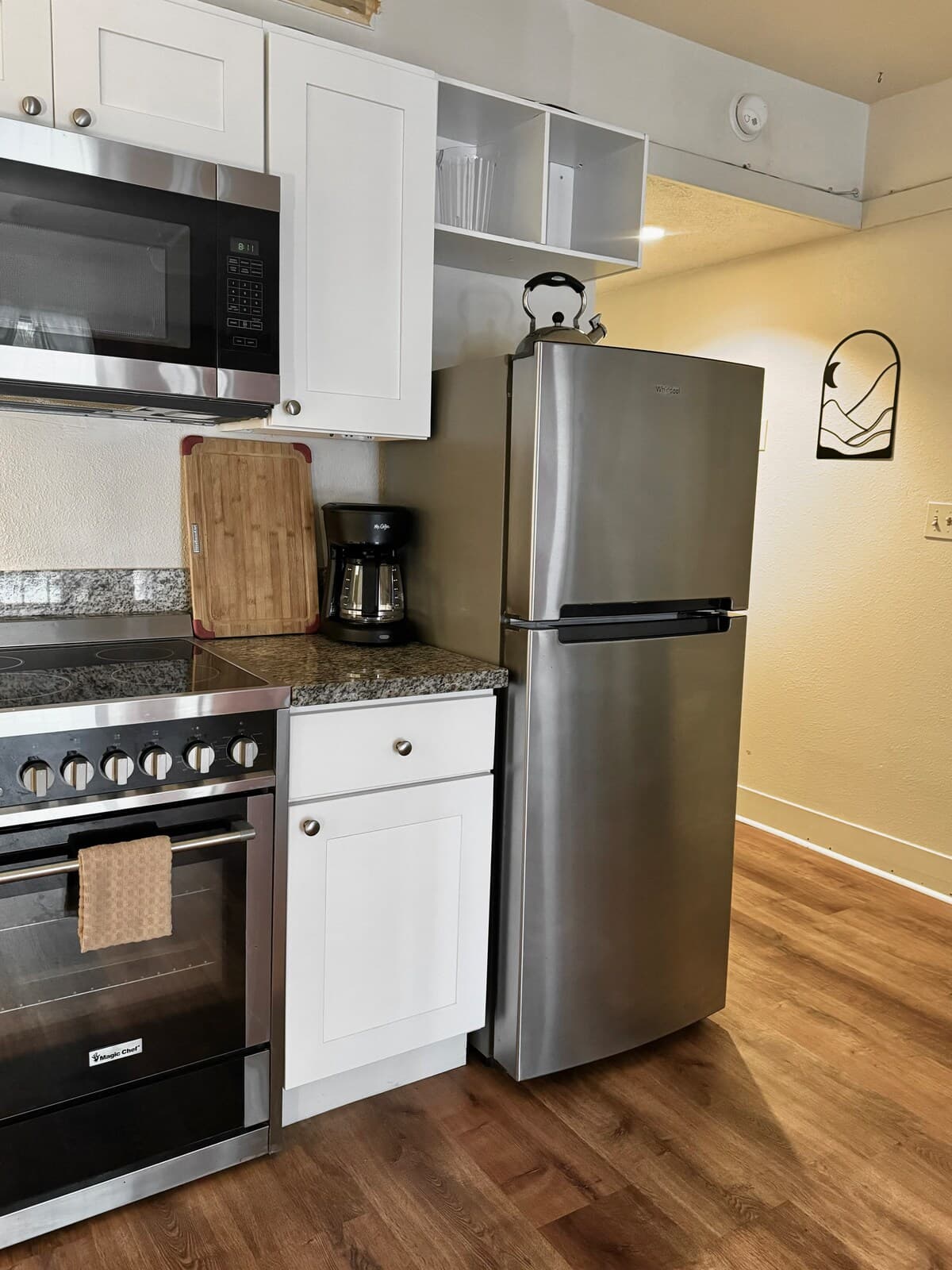 Condo in Hilo · ★4.39 · 1 bedroom · 1 bed · 1 private bath - Photo 5