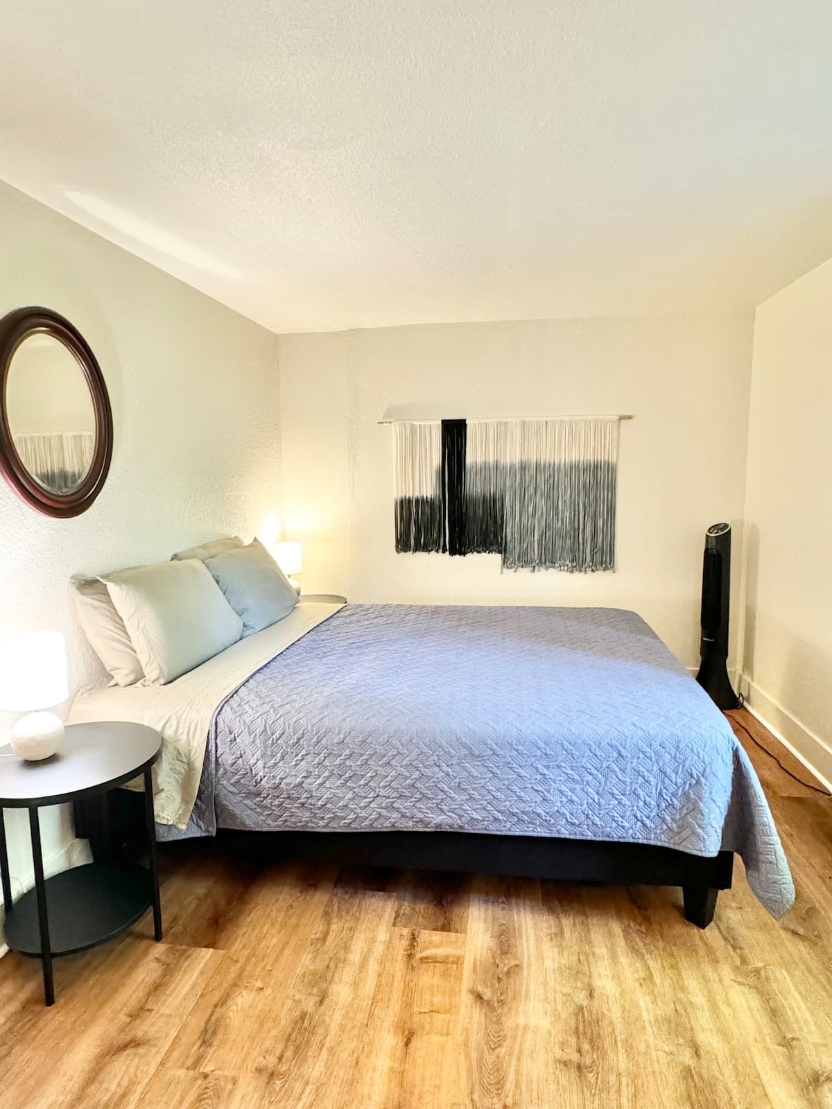 Condo in Hilo · ★4.39 · 1 bedroom · 1 bed · 1 private bath - Photo 1