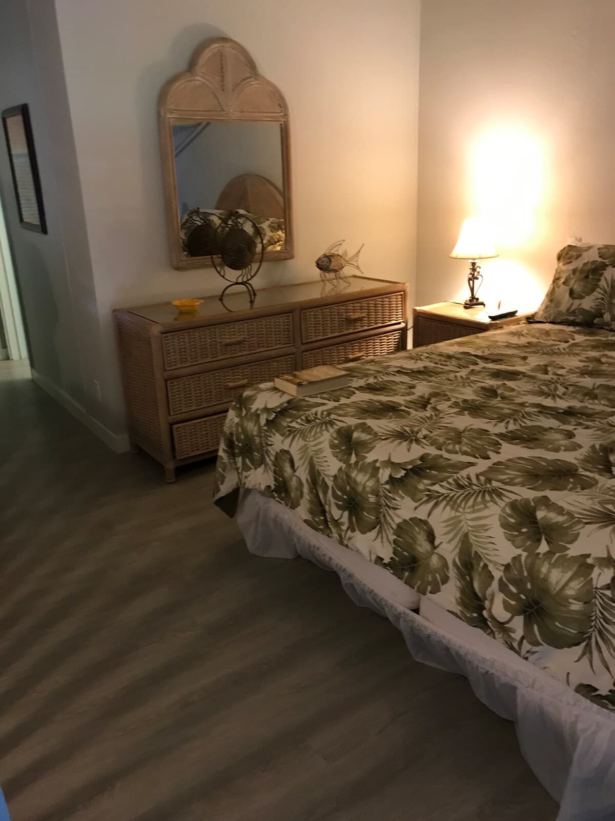 Condo in Lahaina · ★4.57 · 2 bedrooms · 3 beds · 2 private baths - Photo 5