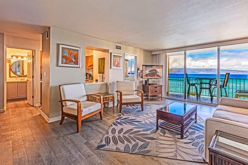 Condo in Lahaina · ★4.86 · 1 bedroom · 1 bed · 1 bath - Photo 2