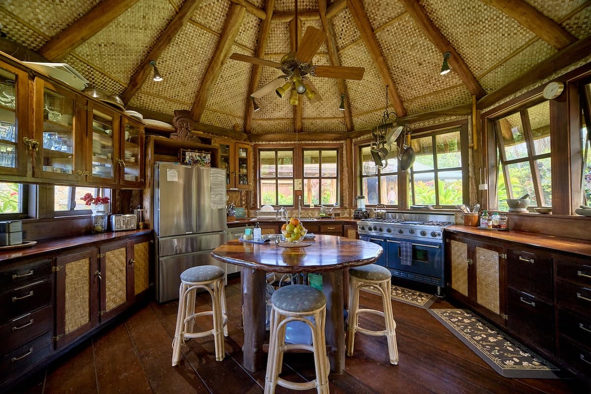 Cabin in Kapaau · ★4.88 · 1 bedroom · 1 bed · 1 shared bath - Photo 5