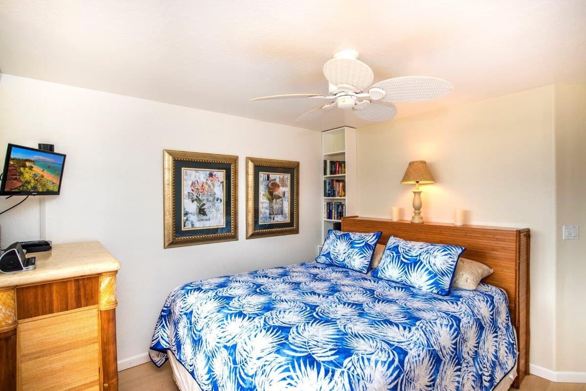 Oceanview Kealia 607 Great Top Floor Condo Views - Photo 3