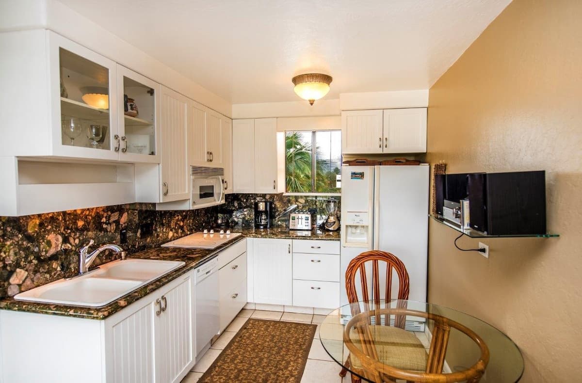 Oceanview Kealia 607 Great Top Floor Condo Views - Photo 5
