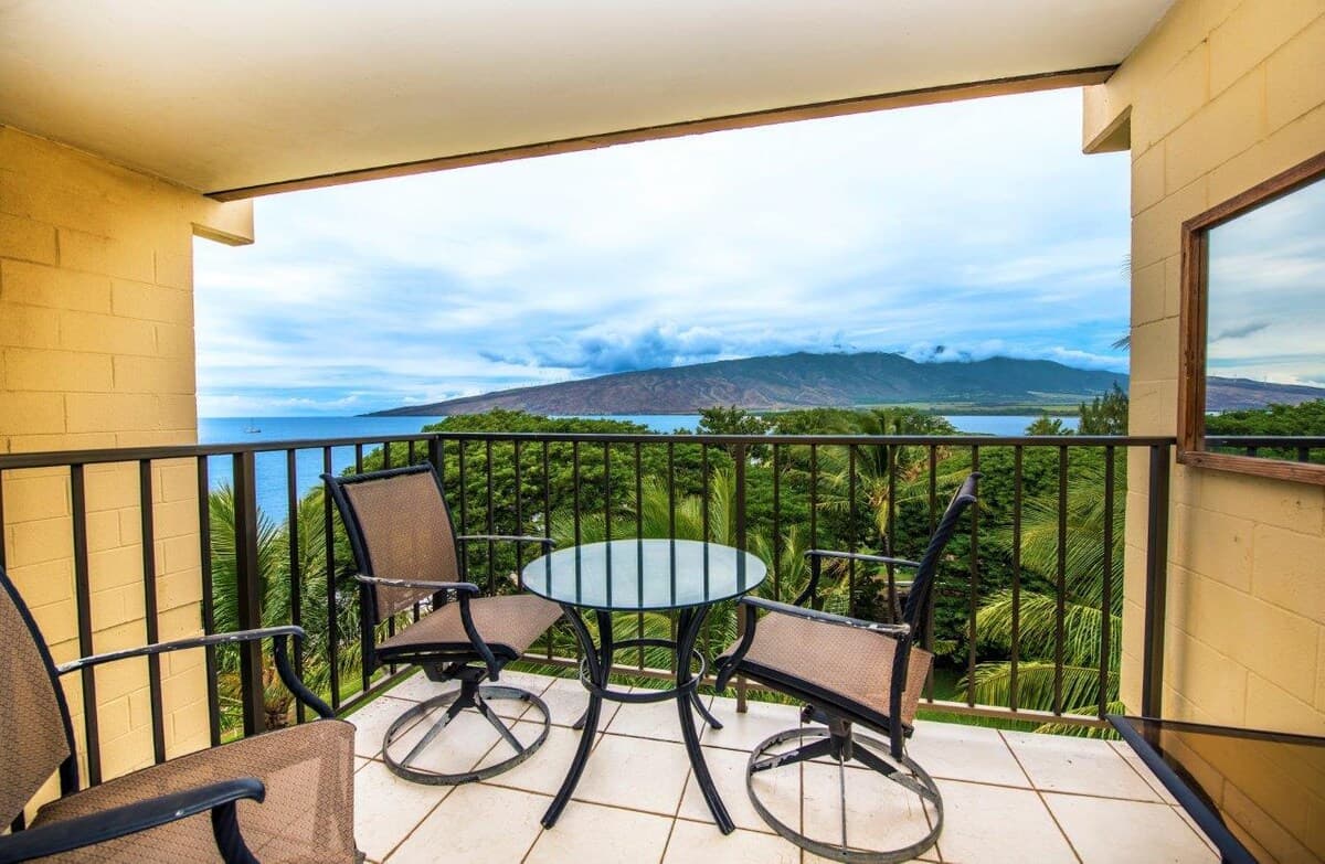 Oceanview Kealia 607 Great Top Floor Condo Views - Photo 1