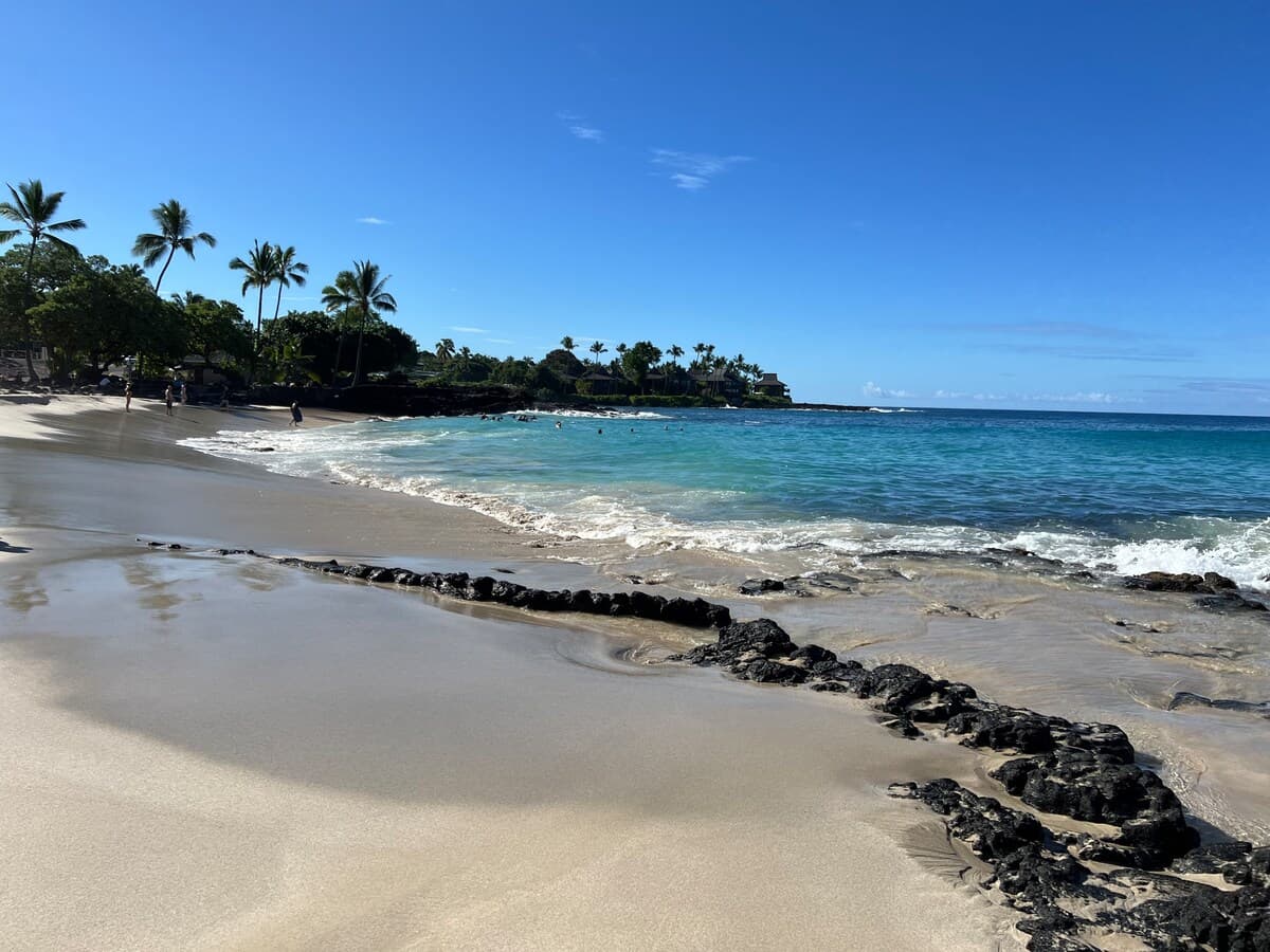 Home in Kailua · ★4.89 · 2 bedrooms · 4 beds · 2 private baths - Photo 1