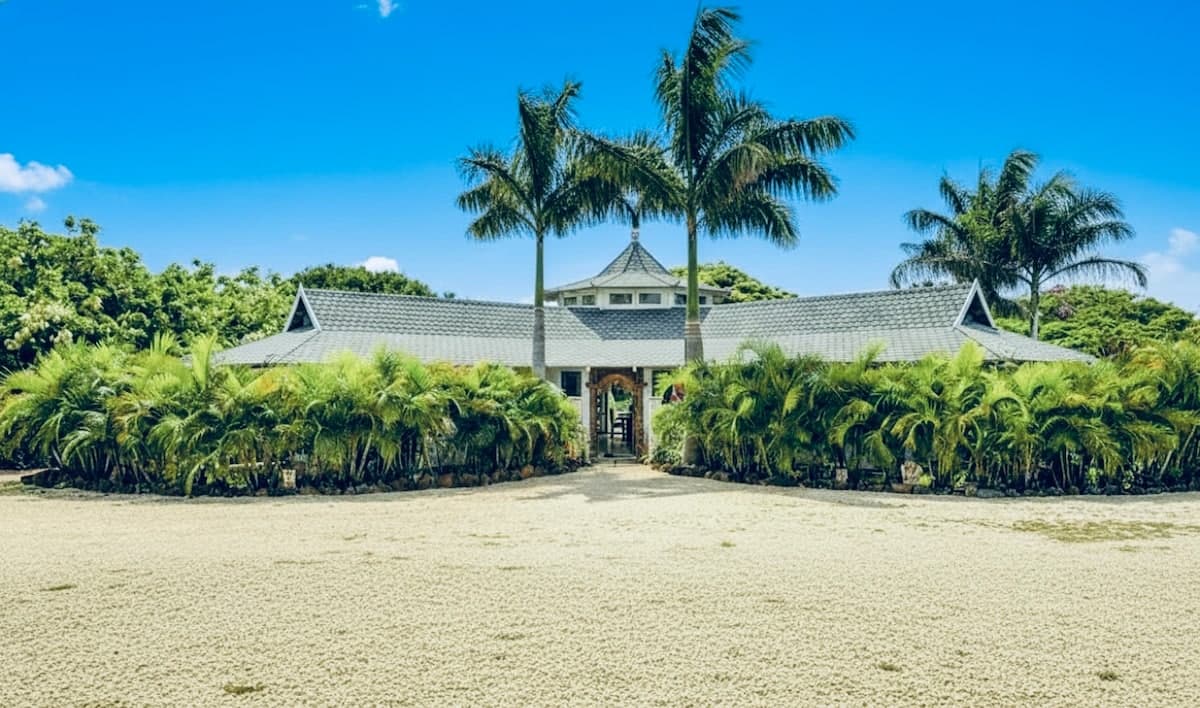 Home in Koloa · ★4.88 · 4 bedrooms · 12 beds · 4.5 private baths - Photo 5