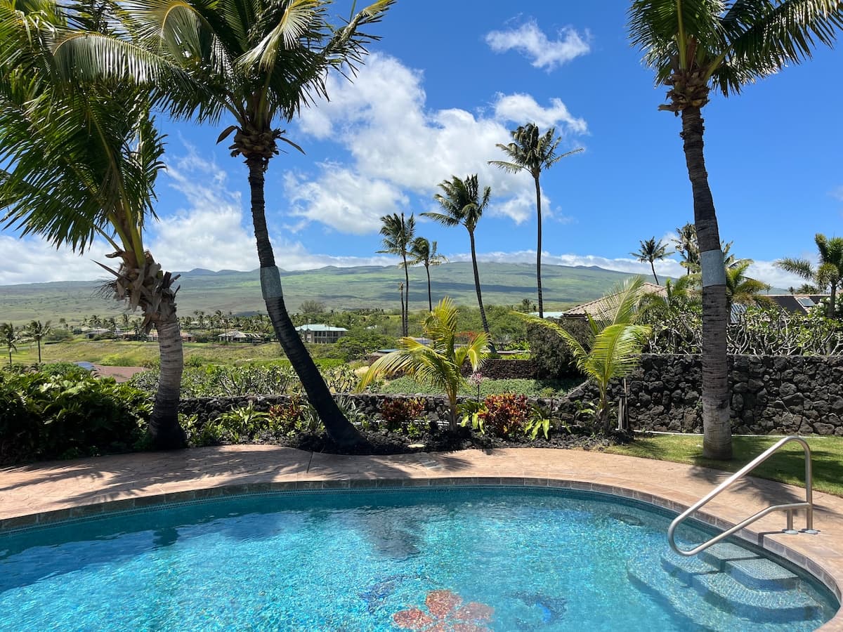 Home in Waimea · ★4.87 · 2 bedrooms · 4 beds · 3 baths - Photo 1
