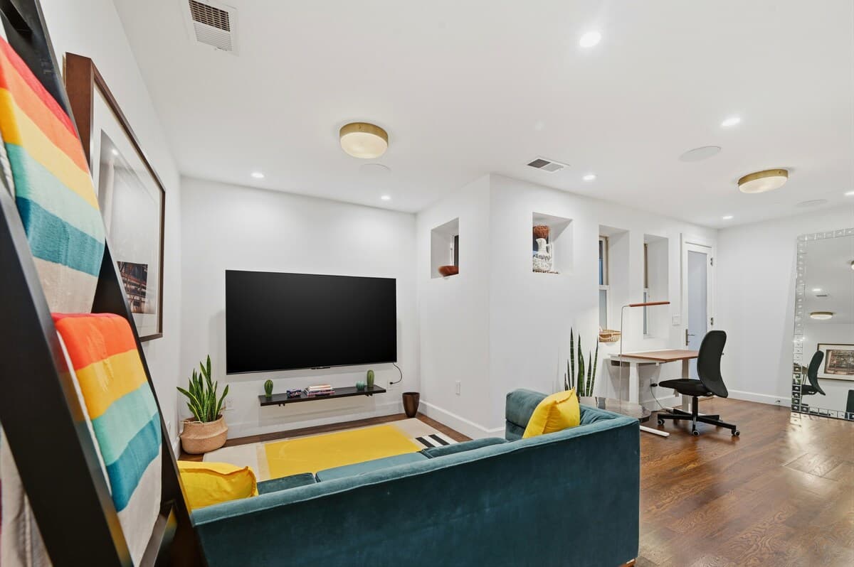 Zen Garden 2BR Retreat • Outdoor Lounge • NearBART - Photo 3