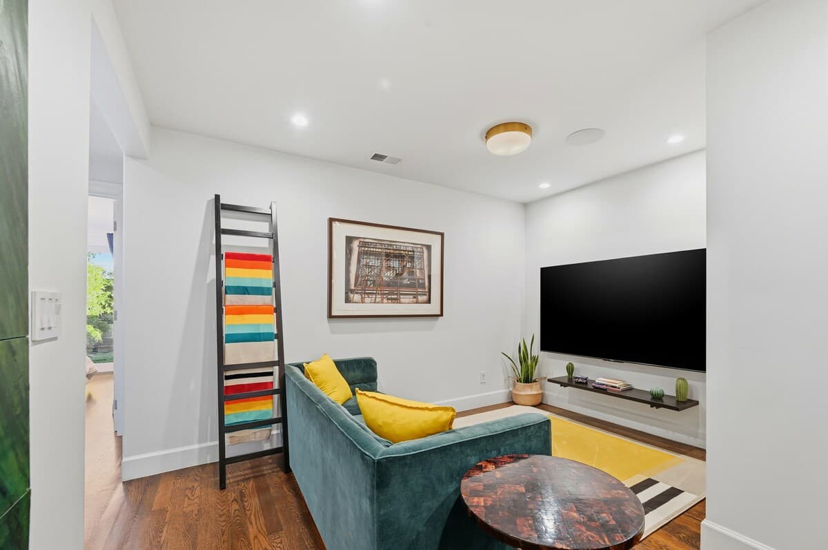 Zen Garden 2BR Retreat • Outdoor Lounge • NearBART - Photo 4