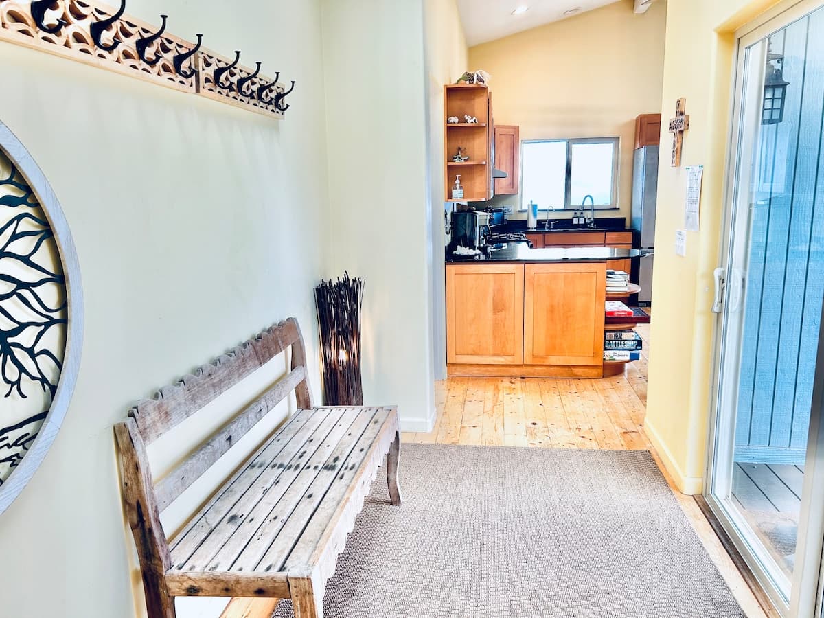 Oceanview Cottage away from heat! w/ County Permit - Photo 3