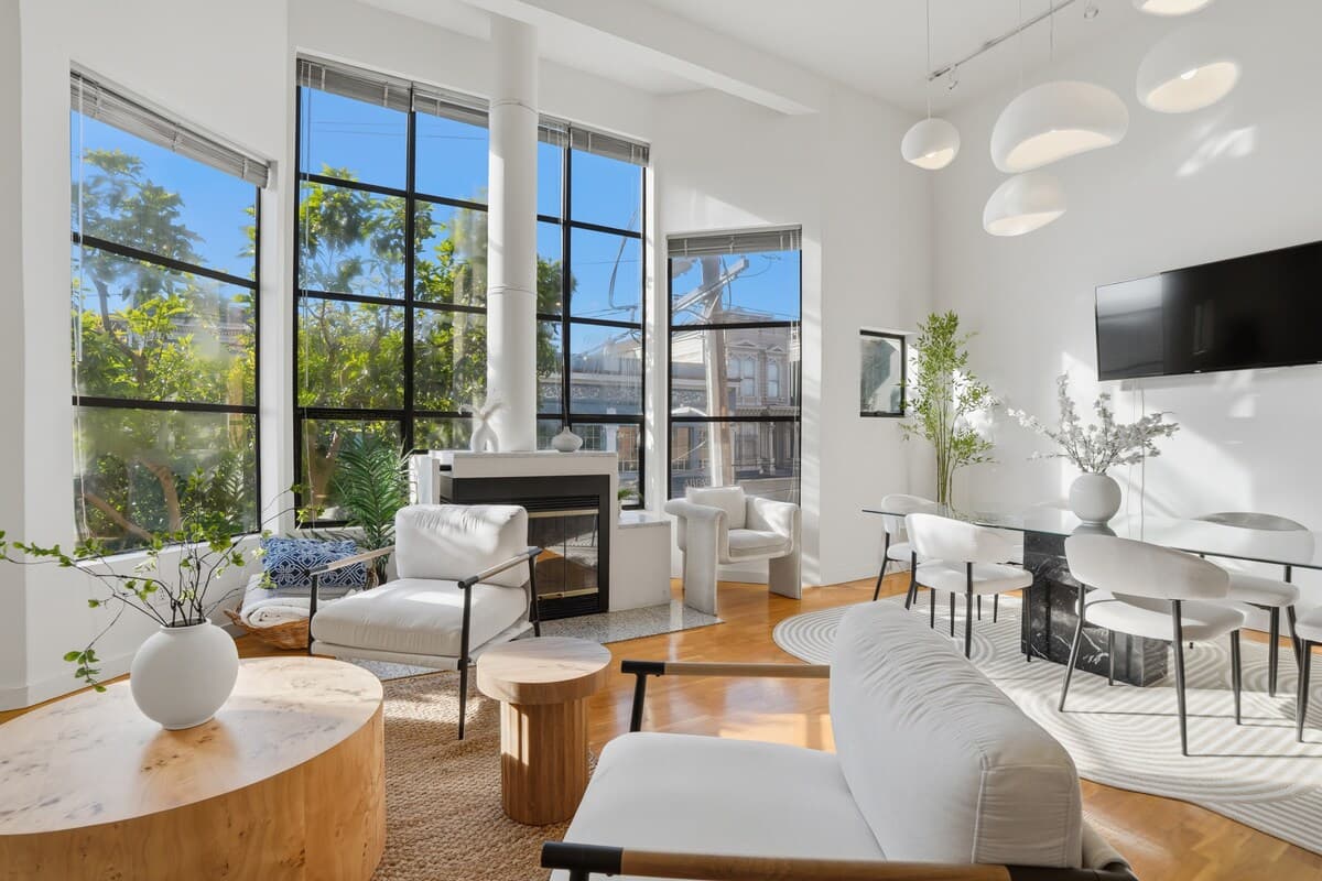 Spacious Hayes Valley Condo, Sleeps 6, Work-Ready - Photo 2