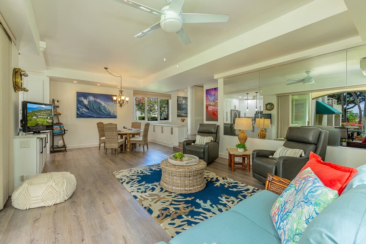 Condo in Kihei · ★4.92 · 1 bedroom · 2 beds · 2 baths - Photo 3