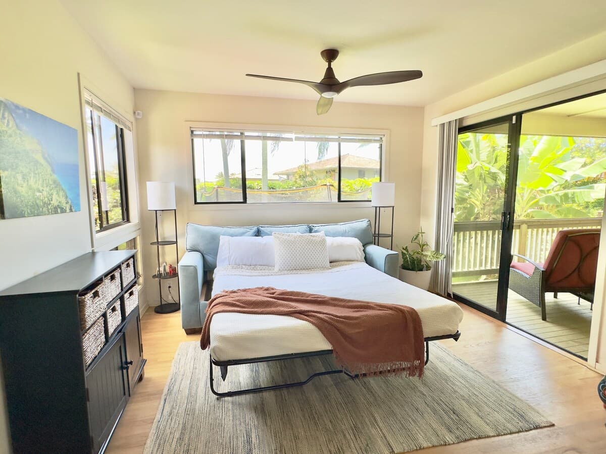 Home in Princeville · ★5.0 · 4 bedrooms · 6 beds · 3.5 baths - Photo 2