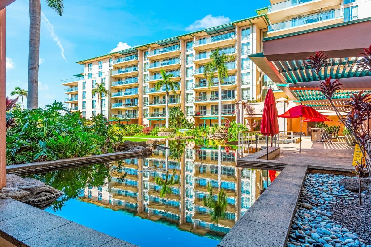 Condo in Lahaina · ★4.69 · 2 bedrooms · 3 beds · 2 shared baths - Photo 5