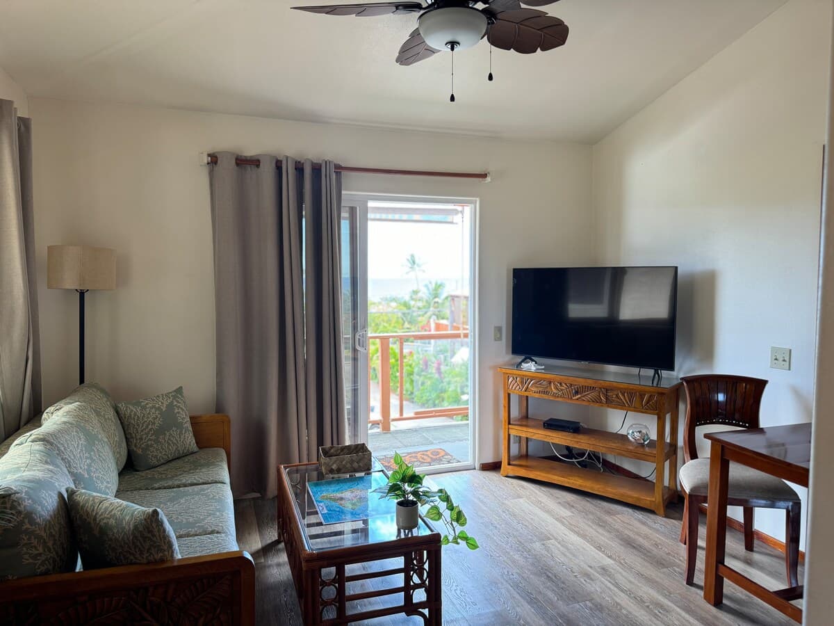 One Bedrm Apt w/view near Kona&Magic Sands Beach-H - Photo 2
