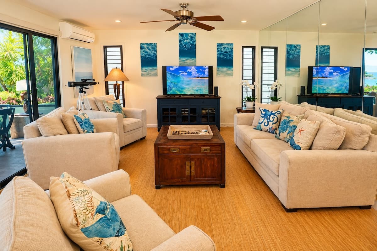 Condo in Kihei · ★4.88 · 2 bedrooms · 2 beds · 2 baths - Photo 2
