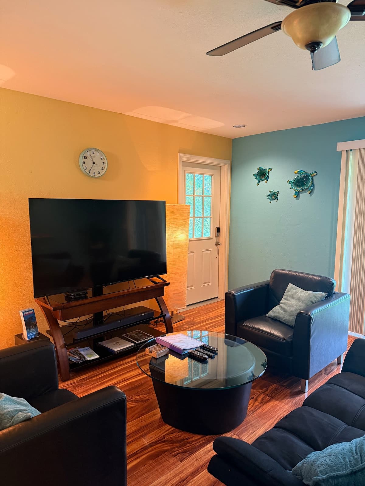 Guesthouse in Hakalau · ★4.84 · 1 bedroom · 2 beds · 1 bath - Photo 1