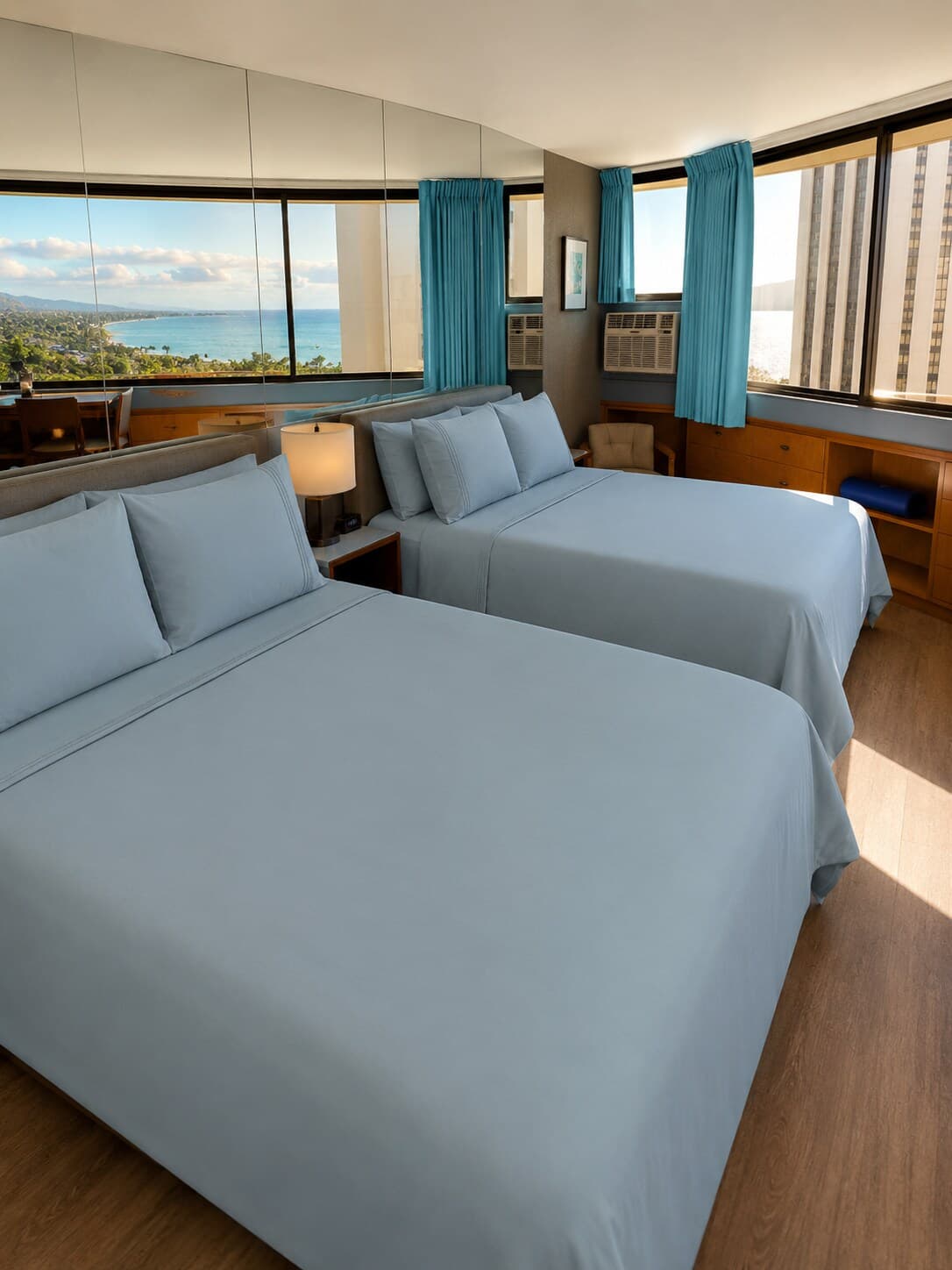 Condo in Honolulu · ★4.91 · 1 bedroom · 2 beds · 1 private bath - Photo 5