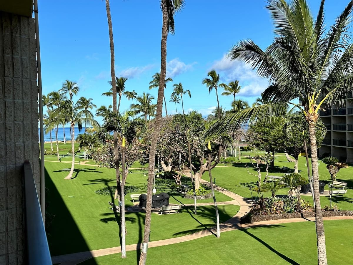 Condo in Kihei · ★4.67 · 1 bedroom · 3 beds · 2 baths - Photo 3