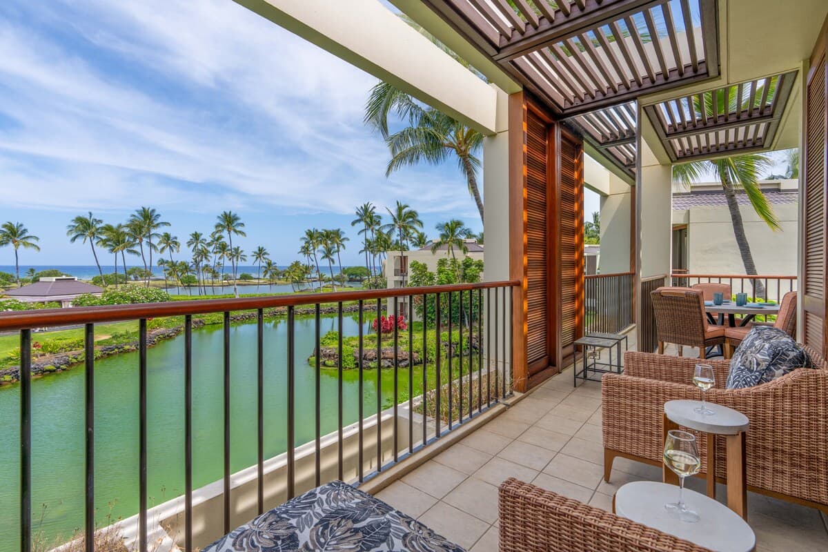 Condo in Waimea · ★4.6 · 2 bedrooms · 3 beds · 2.5 baths - Photo 3