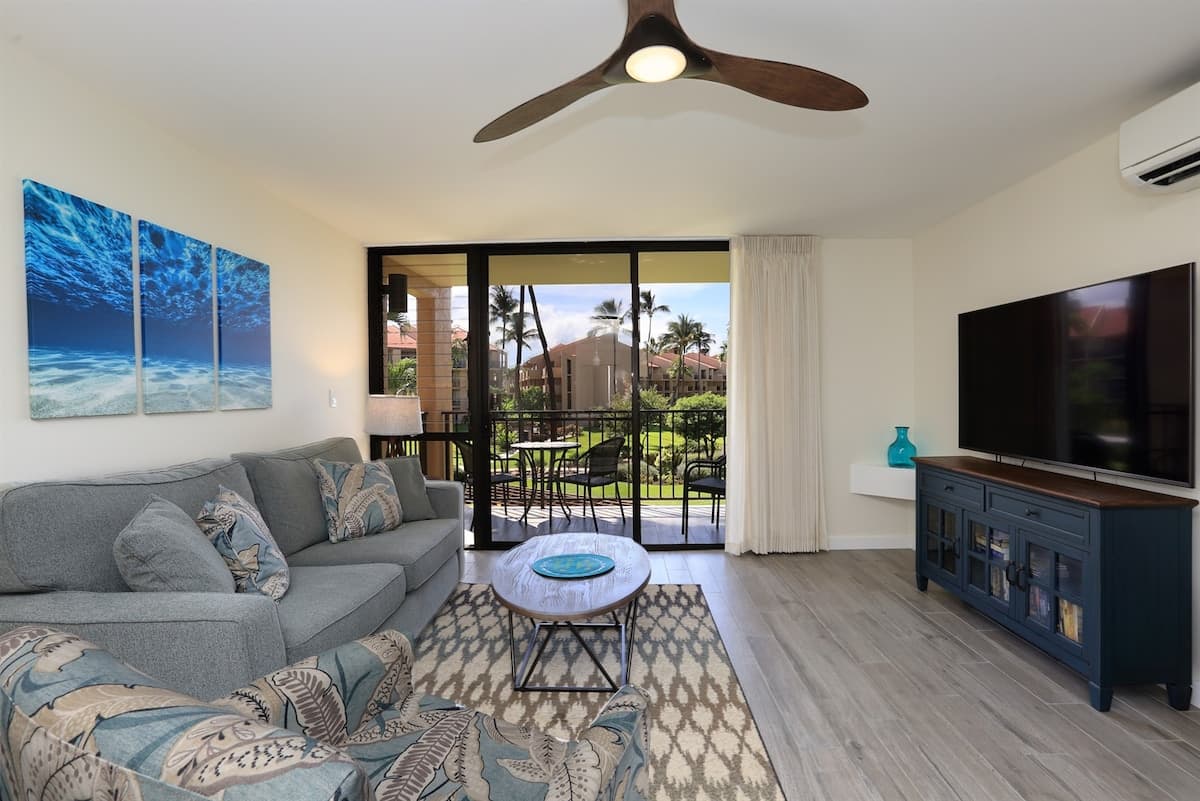 Condo in Kihei · ★5.0 · 1 bedroom · 2 beds · 2 private baths - Photo 4