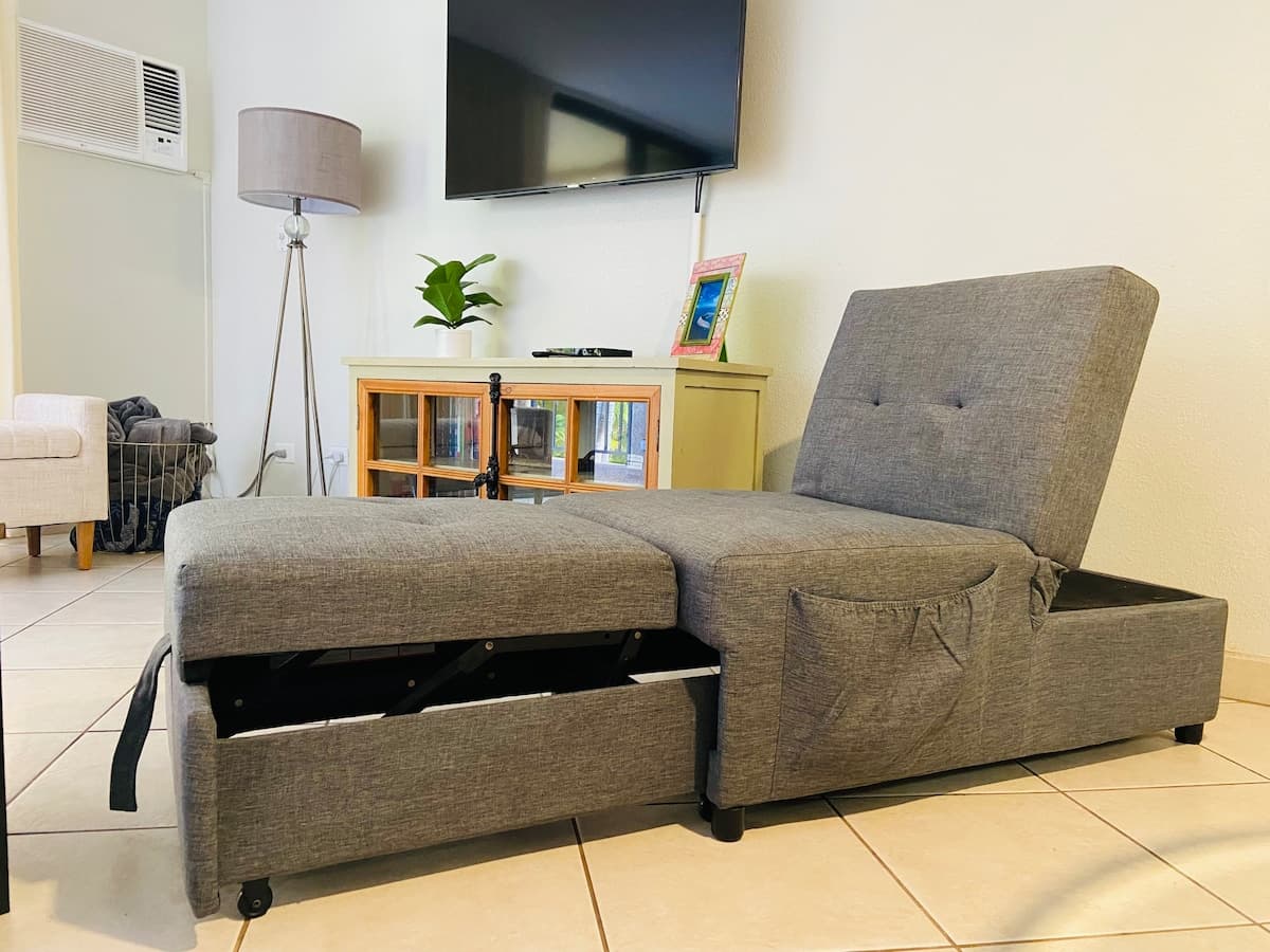 Condo in Kihei · ★4.88 · 1 bedroom · 2 beds · 2 baths - Photo 4
